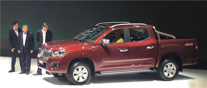 未来已在，尊龙凯时集团首款皮卡产品T60亮相广州车展，“国际范儿”引无数回眸